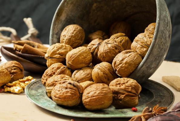 ارزانترین گردو صادراتی را از بازرگانی ها بخرید
