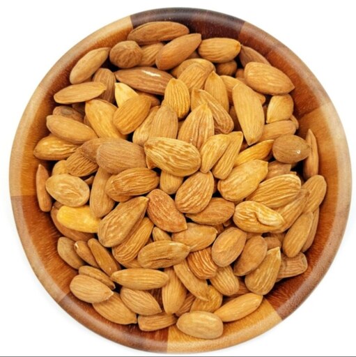 مغز بادام درختی